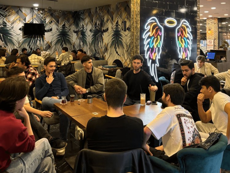 Tea Talks 5 : Kutu Oyunları ve Vampir Köylü Akşamı